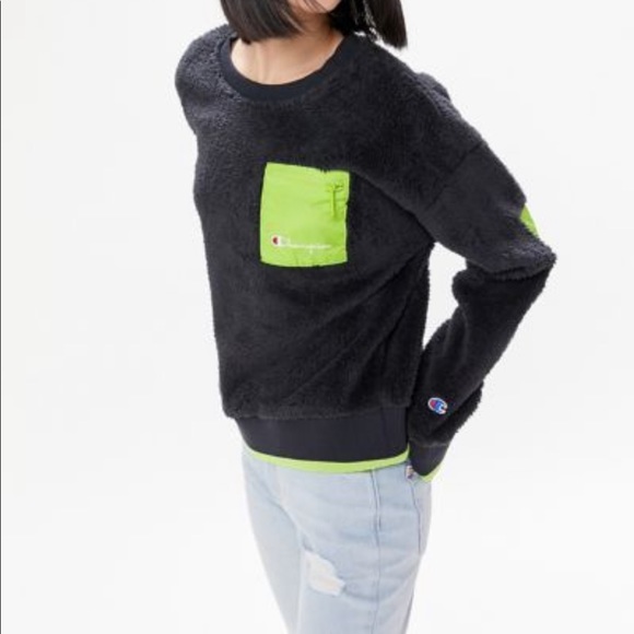 CHAMPION Sherpa sweatshirt - Picture 2 of 2